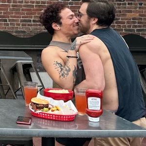 Meet your Posher, Juan